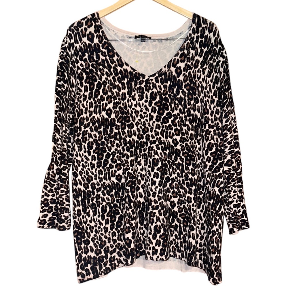 •LANE BRYANT•LEOPARD PRINT V-NECK KNIT LIGHTWEIGHT SWEATER SIZE 22/24